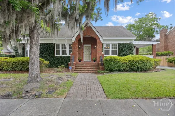 535 E 44th Street, Savannah, GA 31405
