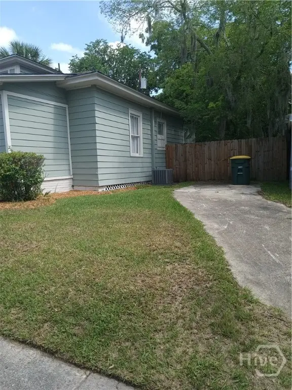 1110 E 40th Street, Savannah, GA 31404 - #3
