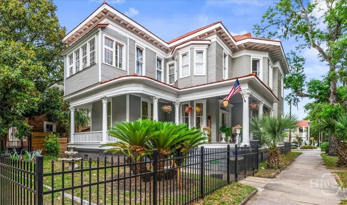 120 W 37th Street, Savannah, GA 31401 - #1