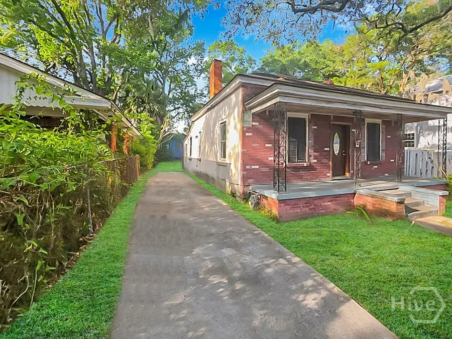 842 E 37th Street, Savannah, GA 31401 - #2