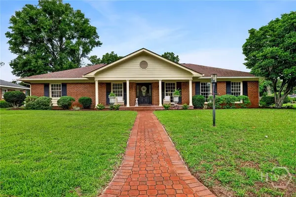 8607 Kent Drive, Savannah, GA 31406
