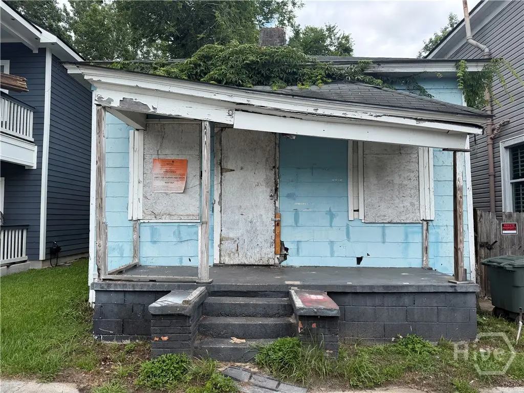 1010 E 38th Street, Savannah, GA 31401 - #1