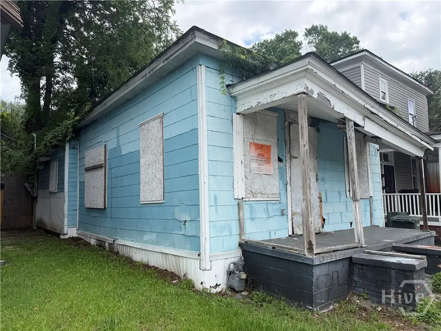 1010 E 38th Street, Savannah, GA 31401 - #2