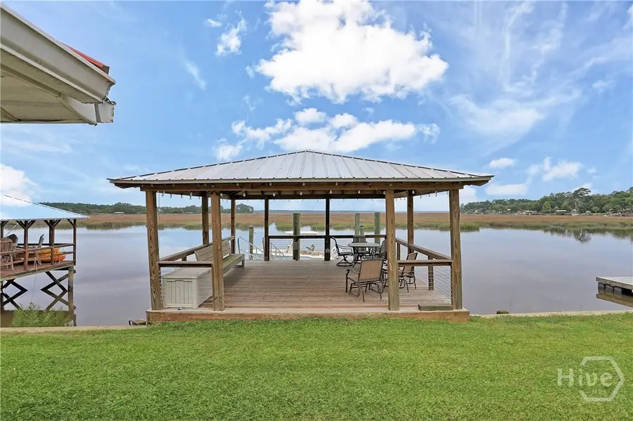 719 E 1st Street, Midway, GA 31320 - #3