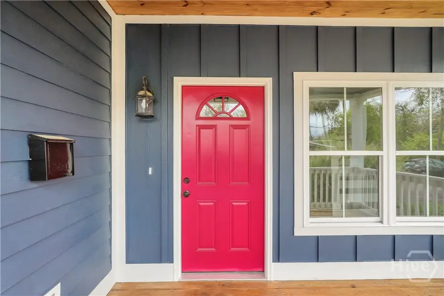 1112 E Waldburg Street, Savannah, GA 31404 - #2