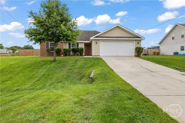 180 Bonnie Circle, Ellabell, GA 31308