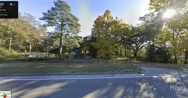 5131 Ogeechee Road, Savannah, GA 31405