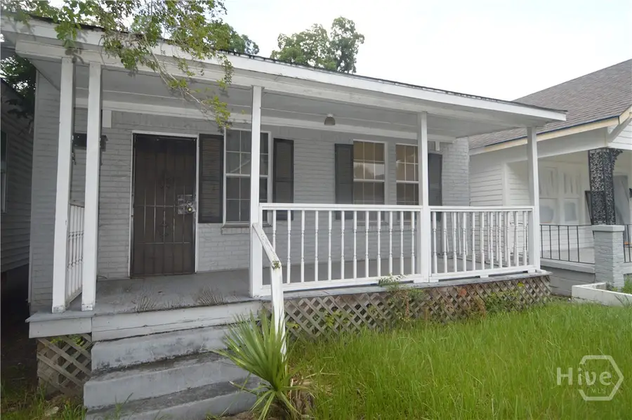 1010 W Victory Drive, Savannah, GA 31405 - #2