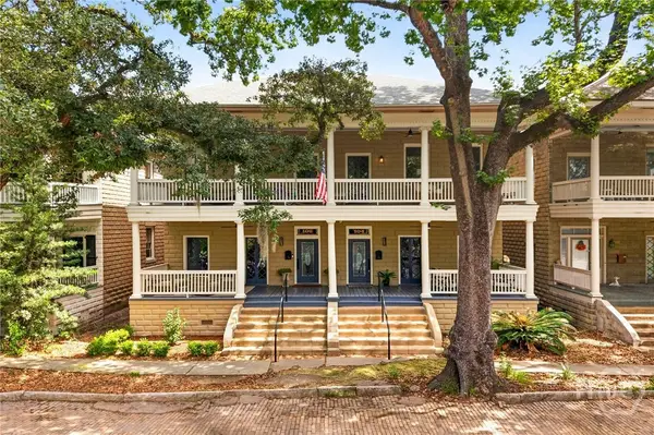 104 W 38th Street, Savannah, GA 31401