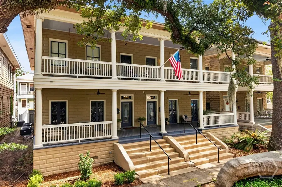 104 W 38th Street, Savannah, GA 31401 - #2