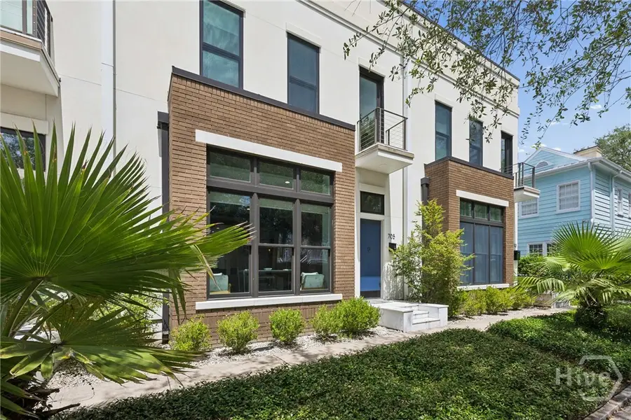 705 Tattnall Street, Savannah, GA 31401 - #3