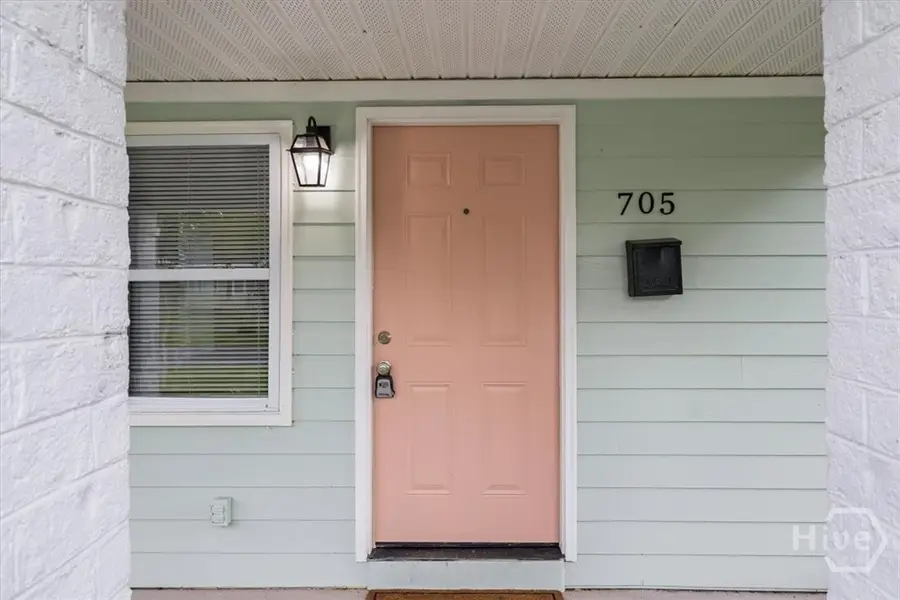 705 W 47th Street, Savannah, GA 31405 - #2