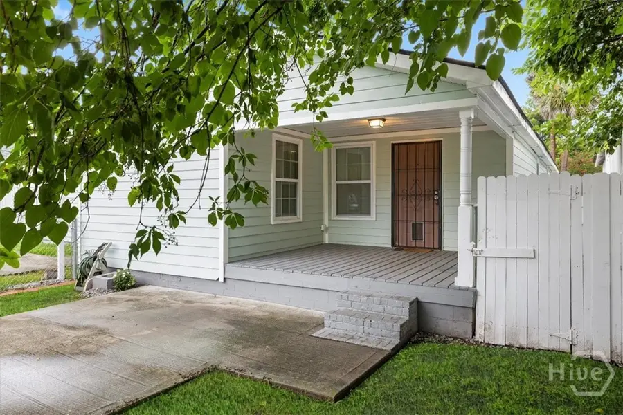 705 W 47th Street, Savannah, GA 31405 - #3