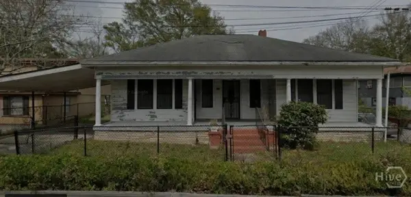 102 W 61st Street, Savannah, GA 31405