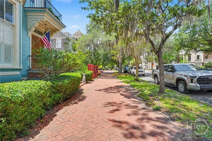 207 E Gwinnett Street, Savannah, GA 31401 - #3
