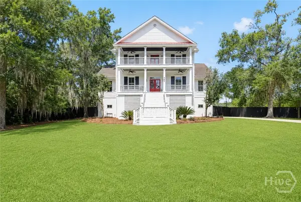 447 Sterling Woods Drive, Richmond Hill, GA 31324