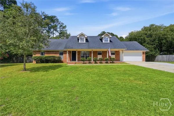90 Lexington Court, Richmond Hill, GA 31324