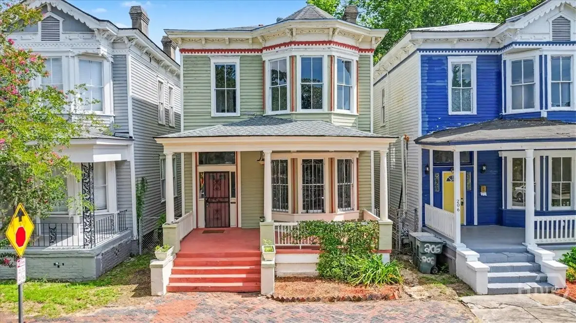 208 W 39th Street, Savannah, GA 31406 - #1