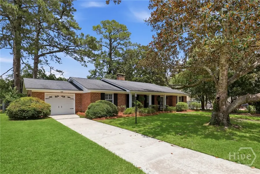 28 E 56th Street, Savannah, GA 31405 - #2