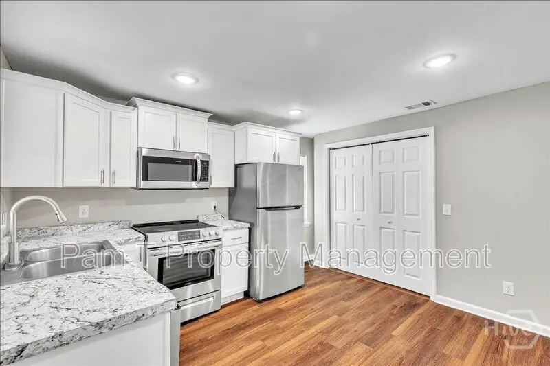 1024 W 39th Street, Savannah, GA 31415 - #3