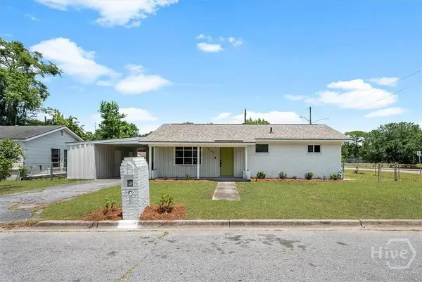 2222 E 58th Street, Savannah, GA 31404