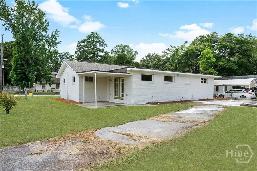 2222 E 58th Street, Savannah, GA 31404 - #3