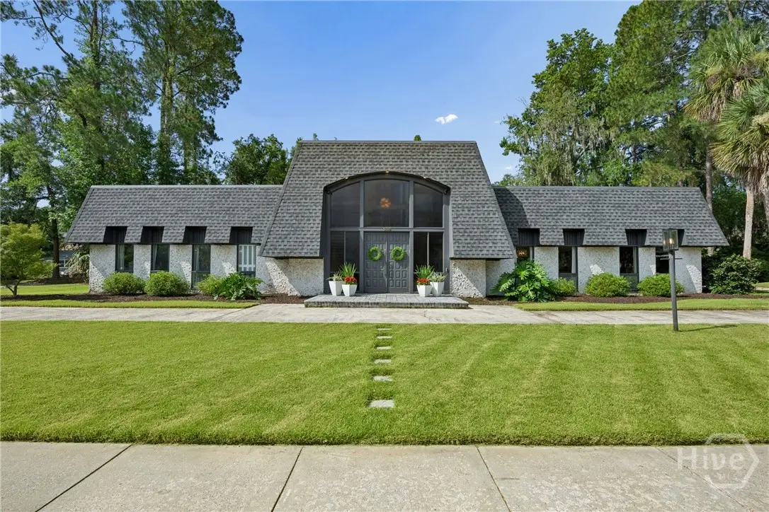 307 Early Street, Savannah, GA 31405 - #1