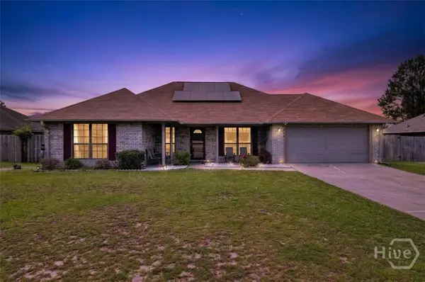 2140 Walberg Drive, Hinesville, GA 31313