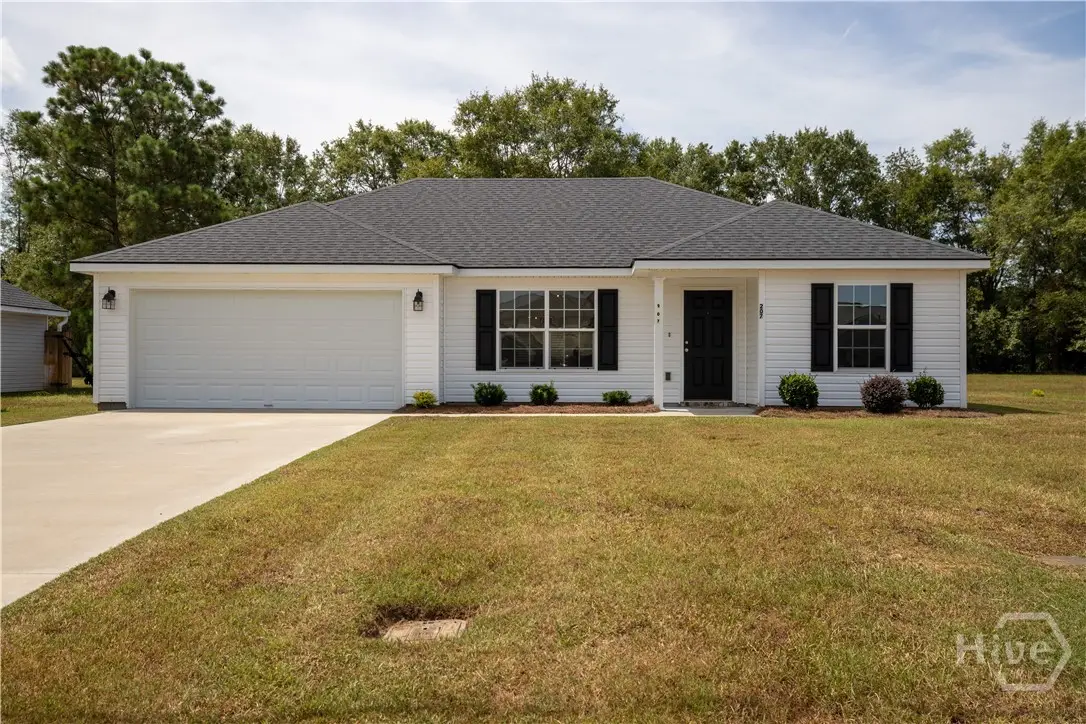 207 Bull Street, Glennville, GA 30427 - #1