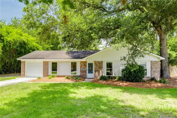7325 Tropical Way, Savannah, GA 31410
