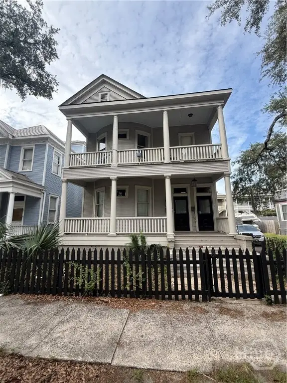 115 W 37th Street, Savannah, GA 31401 - #1