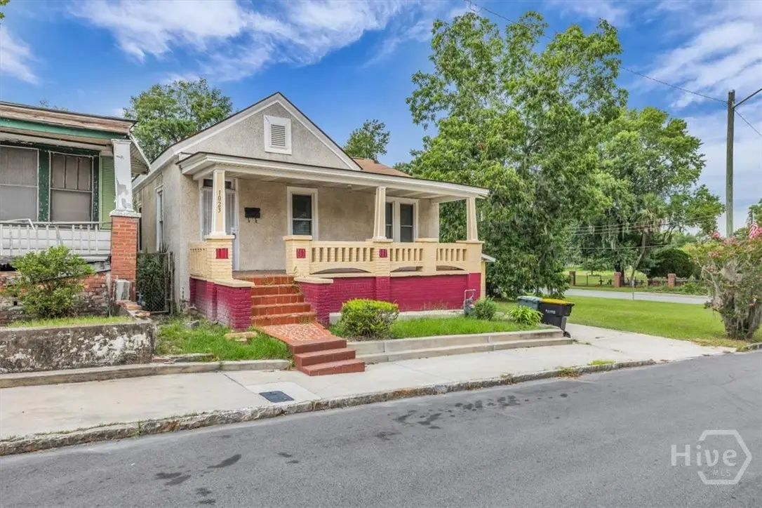 1023 W 37th Street, Savannah, GA 31415 - #1