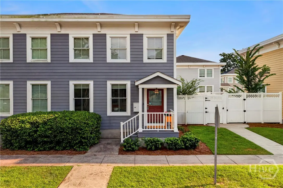 105 W 31st Street, Savannah, GA 31401 - #1