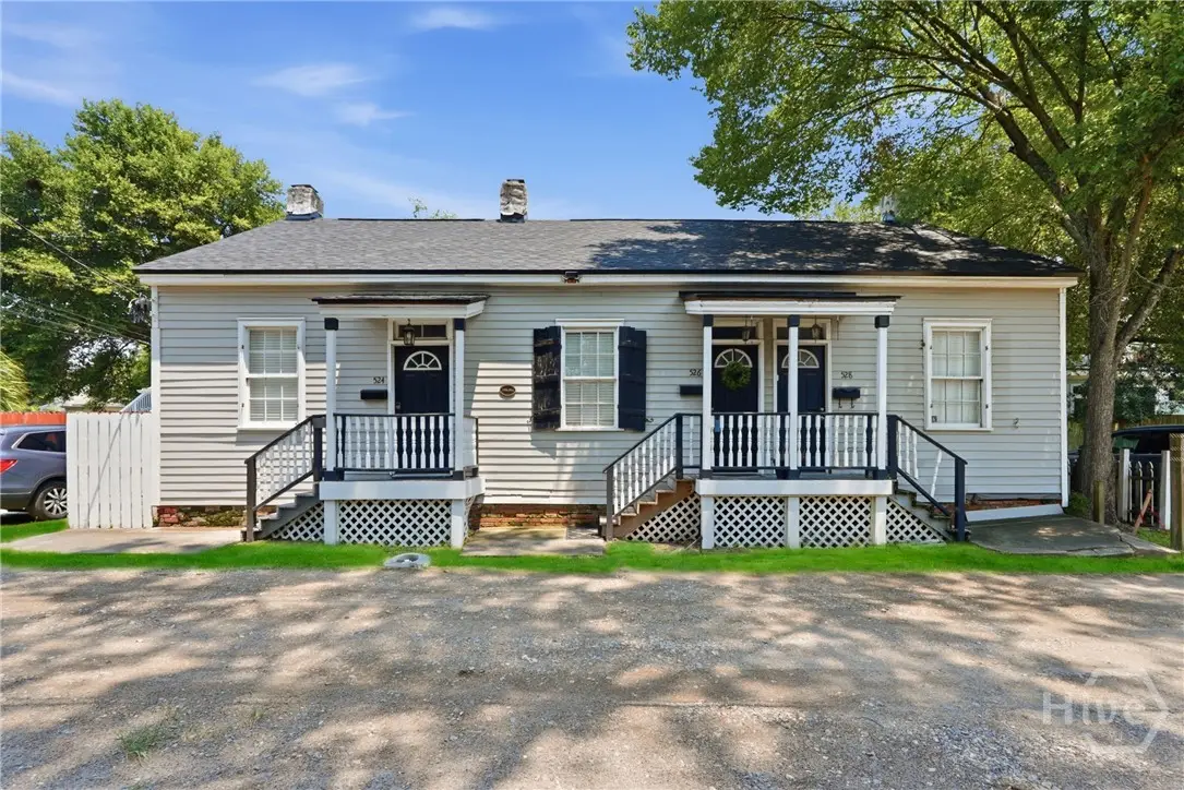 526 E Gwinnett Lane, Savannah, GA 31401 - #1