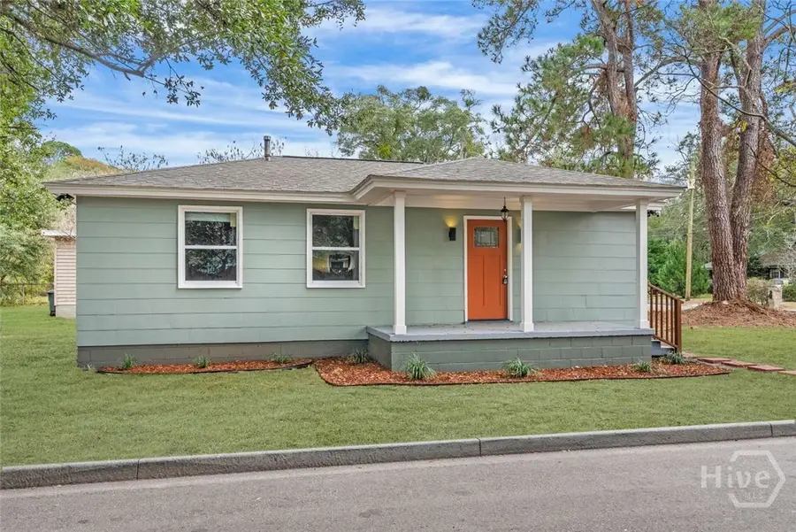 2102 Auburn Street, Savannah, GA 31404 - #2