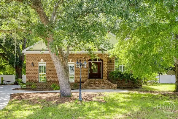 104 Myrtlewood Court, Guyton, GA 31312