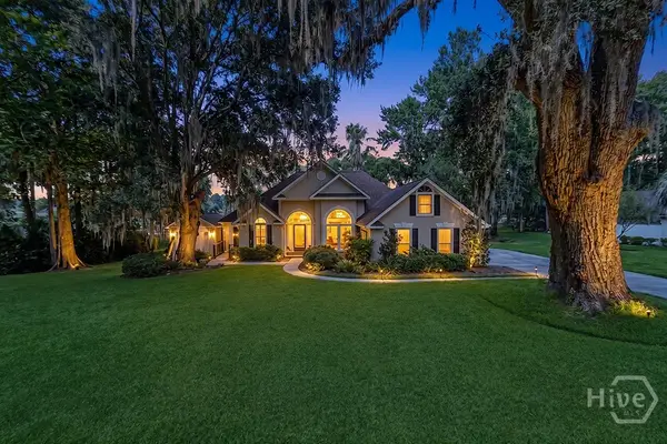 89 Old Martin Lane, Richmond Hill, GA 31324