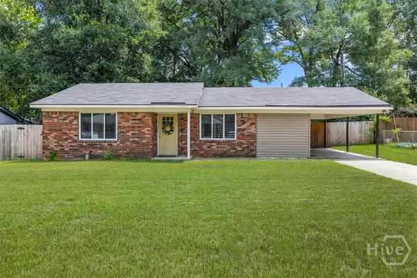 305 E Fourth Street, Springfield, GA 31329