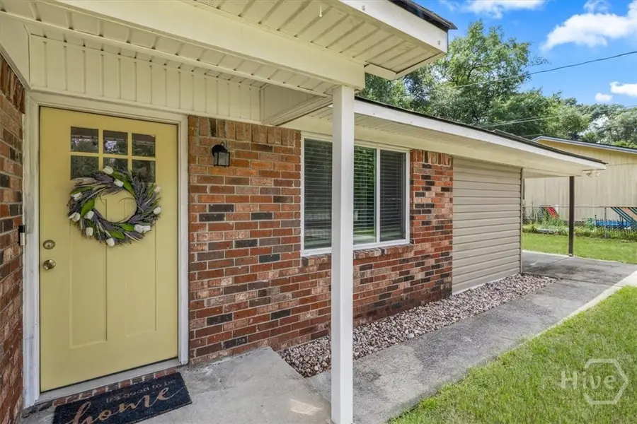 305 E Fourth Street, Springfield, GA 31329 - #3