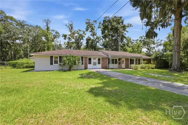 2429 Dolphin Drive, Savannah, GA 31406
