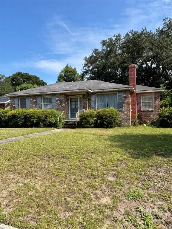 2322 E 39th Street, Savannah, GA 31404