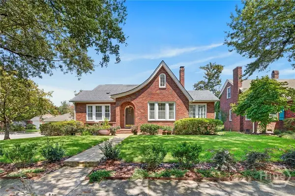 702 E 52nd Street, Savannah, GA 31405