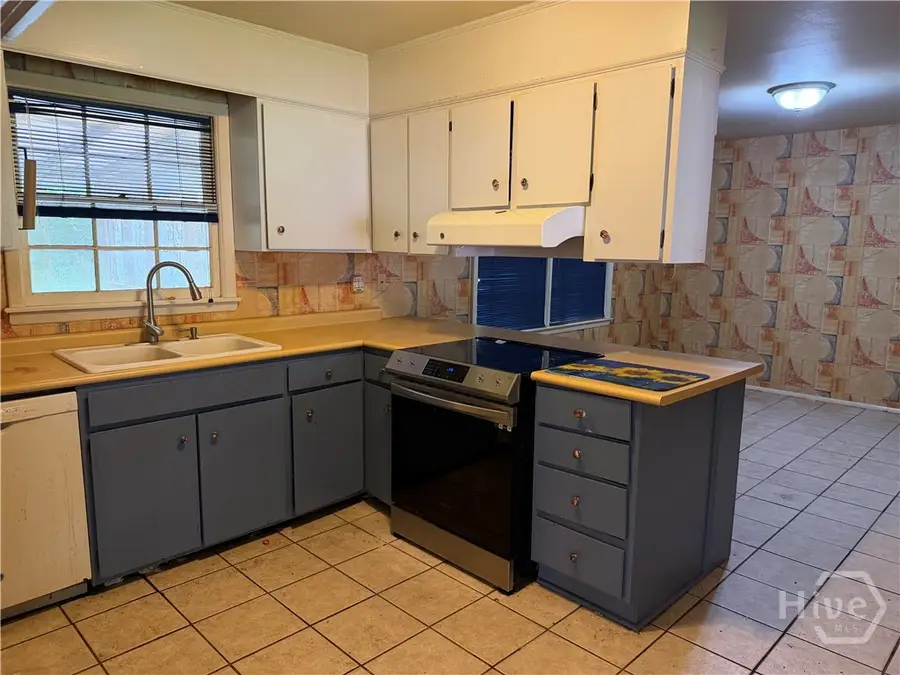 142 Van Nuys Boulevard, Savannah, GA 31419 - #3