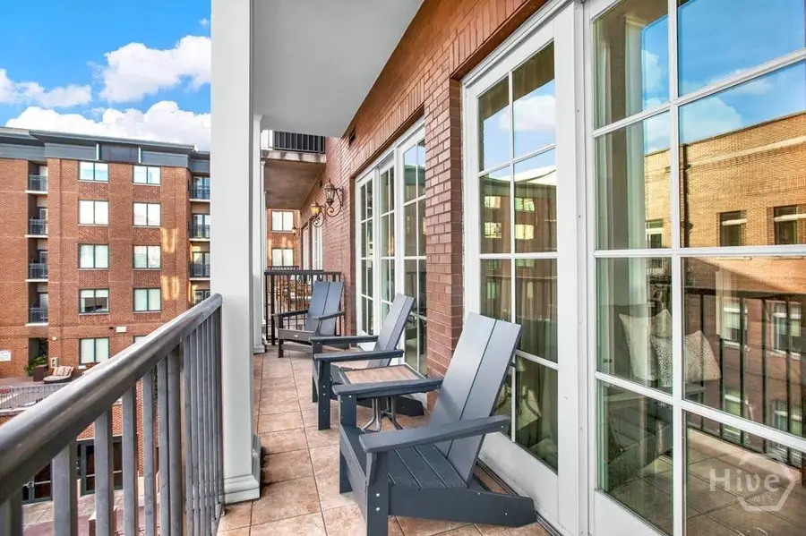 165 W Bay Street #402, Savannah, GA 31401 - #3