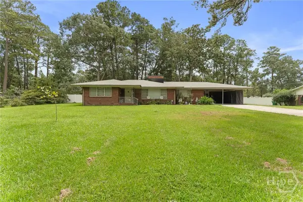 97 Azalea Avenue, Garden City, GA 31408