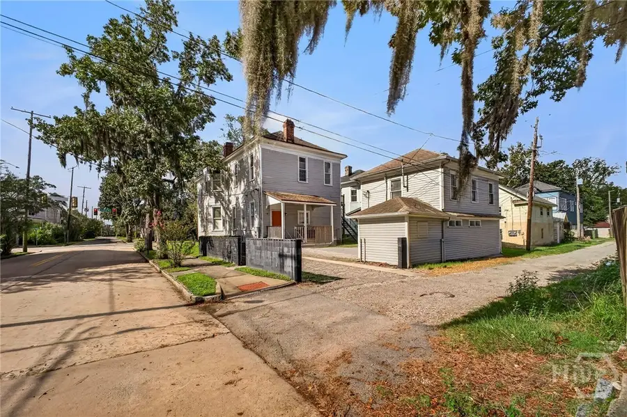 836 E Henry Street, Savannah, GA 31401 - #2