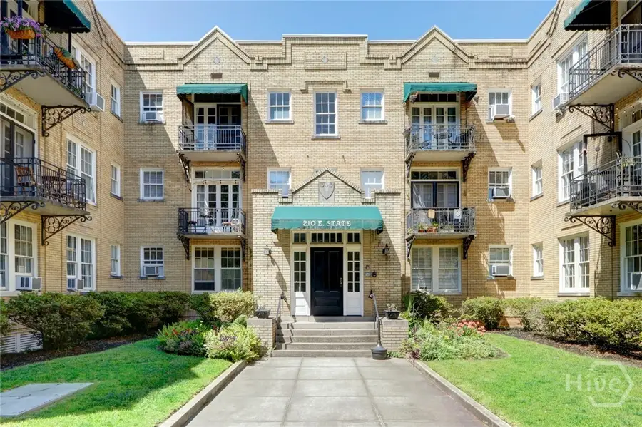 210 E State Street #24, Savannah, GA 31401 - #2