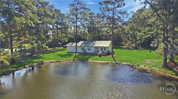 618 Cw Collins Street, Screven, GA 31560