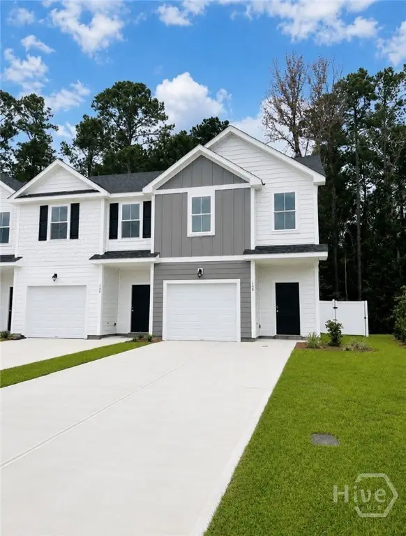 173 Stafford Loop, Richmond Hill, GA 31324