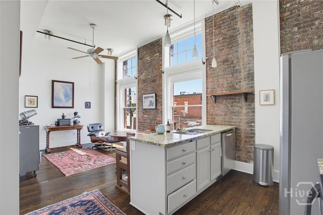 9 W York Street #305, Savannah, GA 31401 - #1